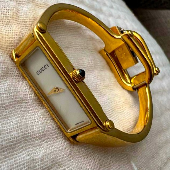 Vintage Gucci Watch gold tone watch white mother of pearl rectangle bracelet - Picture 1 of 5